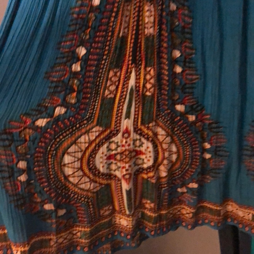 Turquoise pattern tunic - Picture 2 of 2